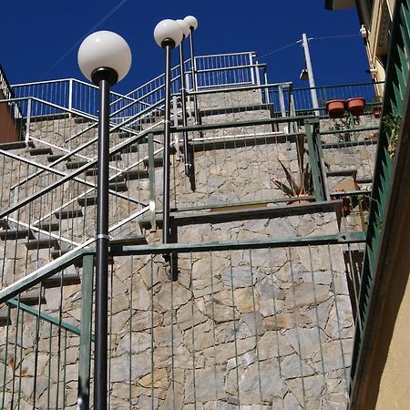 Chez Reny Terrazza Vista Mare Apartment Monterosso al Mare Luaran gambar