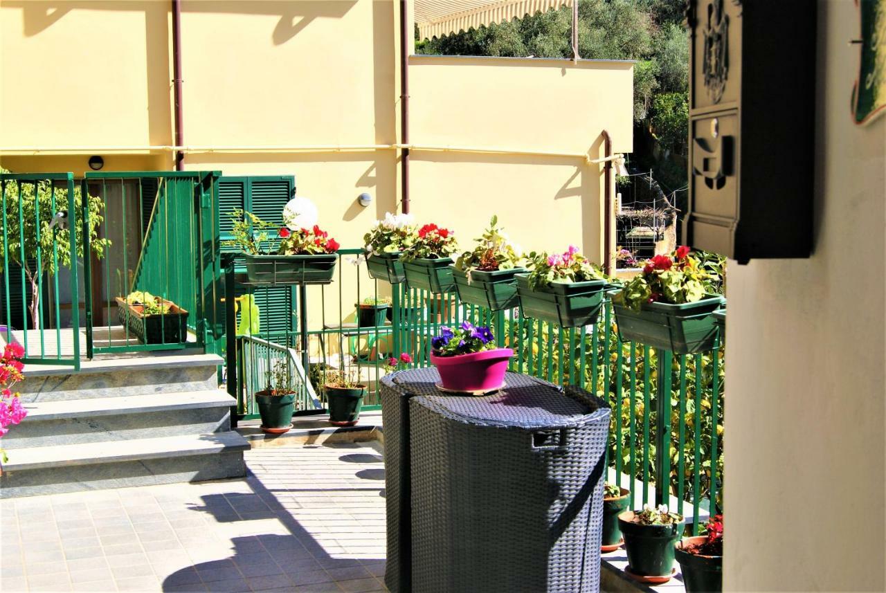 Chez Reny Terrazza Vista Mare Apartment Monterosso al Mare Luaran gambar